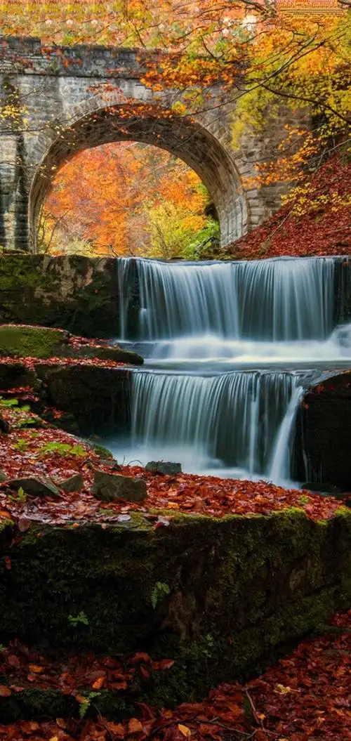 大自然最美的景色也只不过如此-美丽的瀑布