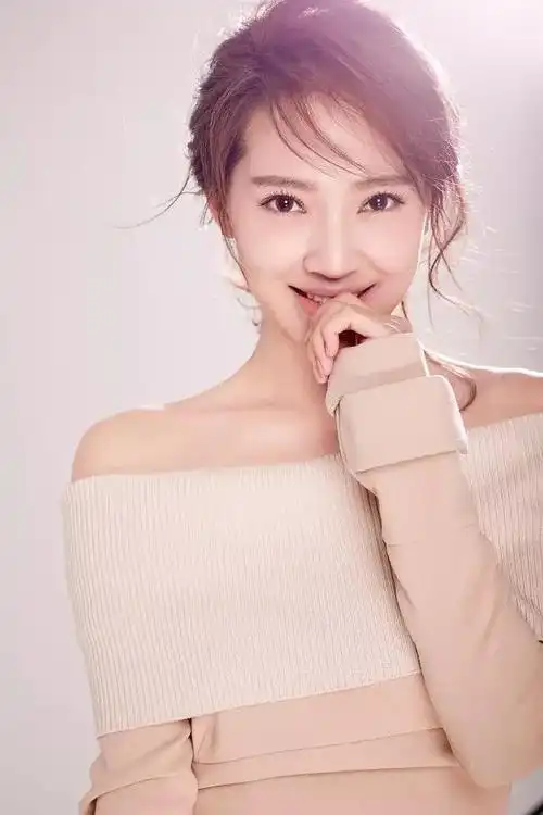 秦子越 ziyue qin的图片