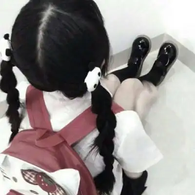 女生背影双马尾可爱 背影可爱萌女孩图片 - 女生头像 - 潮人个性网