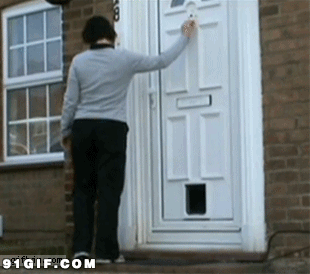 谁敲门呢?擦没人,难道幻听?