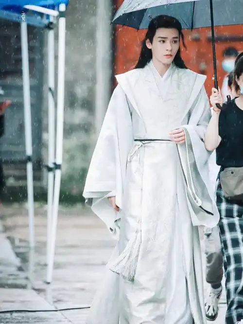 龚俊温客行路透