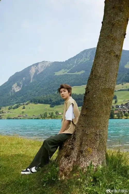 王源23岁生日写真##王源1108二十三岁生日快乐##王源新歌叮叮猫