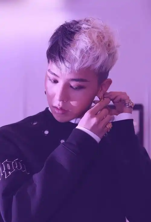 权志龙高清照请家人们收图