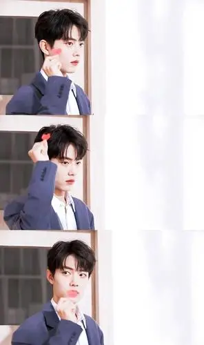 第六期「超特别的三格壁纸」肖战,因为有你,未来可期,人间值得