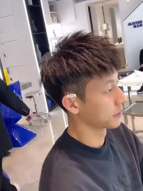 长沙染发长沙烫发长沙接发长沙理发店78157815男生碎盖摩根