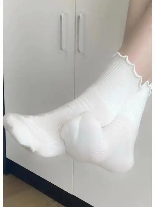 这是你要找的吸汗袜子吧