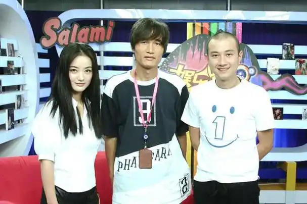 朱杰戏红人不红为何不靠炒作提热度看看老公是谁就明白了