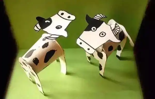 育才幼儿园大班"停课不停学"——手工制作《创意纸杯 玩偶》