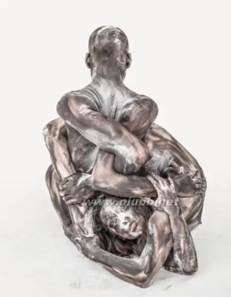 世界上最可怕的东西 你敢看吗?用身体扭曲出世界上最恐怖的东西!