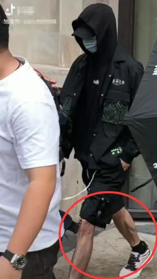 肖战小灶微电影吃火锅细节演技真实松鼠肌可爱大蛋塌房