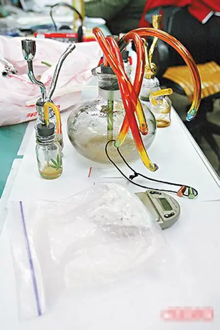 萧淑慎涉嫌再吸毒被捕 恍神暴瘦恐关5年