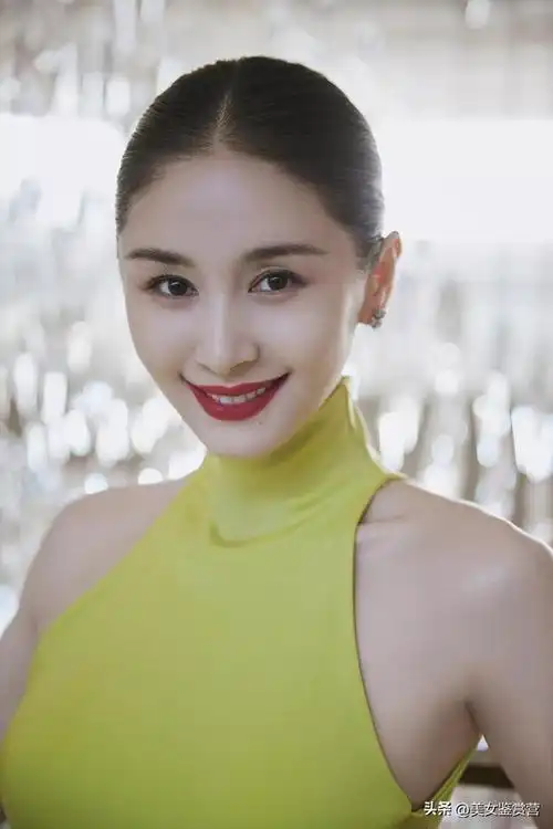 中国第一矮个子美女明星王子文迷人写真