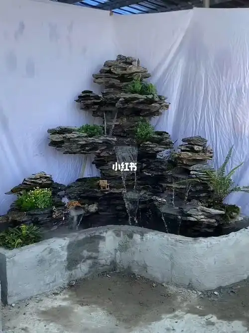 青龙石叠式小假山三级流水效果