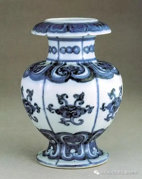 台北故宫珍藏明代瓷器精粹