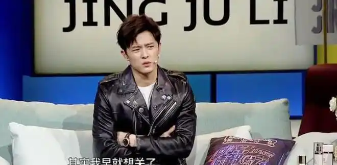 付辛博关掉评论一年后首次上访谈节目回应此事网友错怪他了