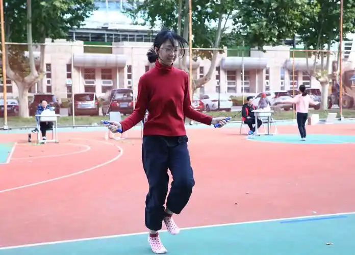 清华大学2021级新生健康始于足下赤足运动会举行