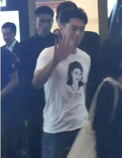 《如懿传》霍建华"微服私访",侧颜棱角分明颜值超高真