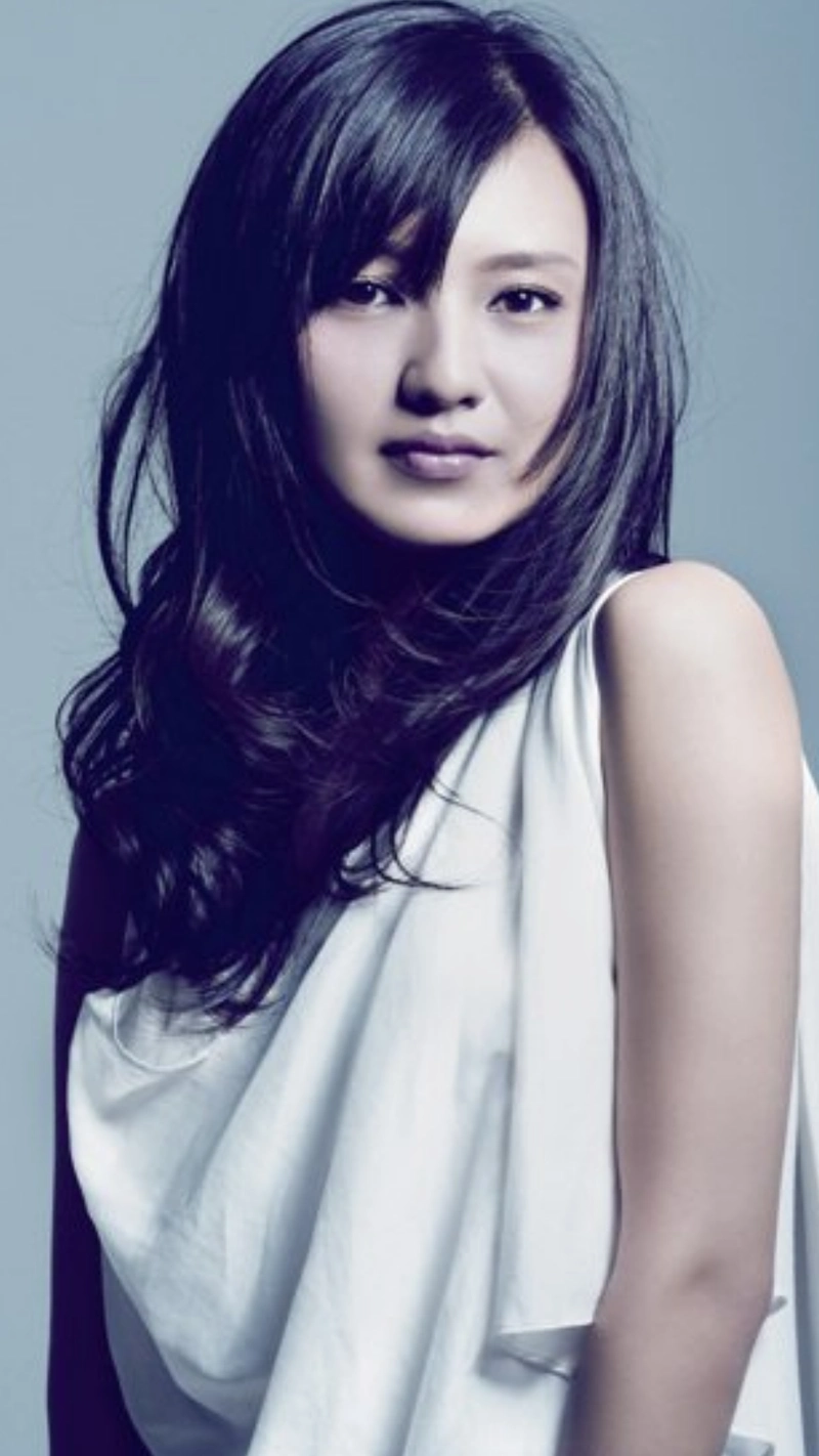 傅晶优雅迷人写真,这颜值气质美极了,你喜欢她吗