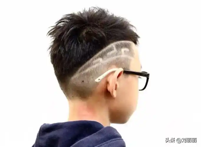 儿童男孩发型("最帅气"小男孩发型14款) - 红豆博客