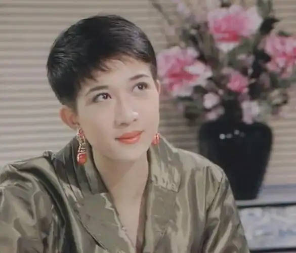 吴绮莉这辈子做得最错的事并不是当了成龙的小三