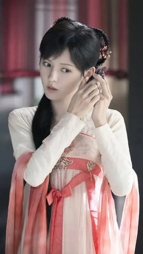 琉璃美人煞褚玲珑张予曦