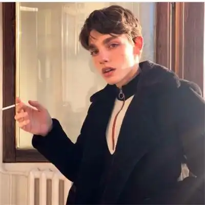 66张男潮头像ins高级质感图片_男生头像_头像屋