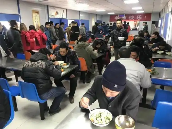 冬至到创新港工地食堂吃饺子啦