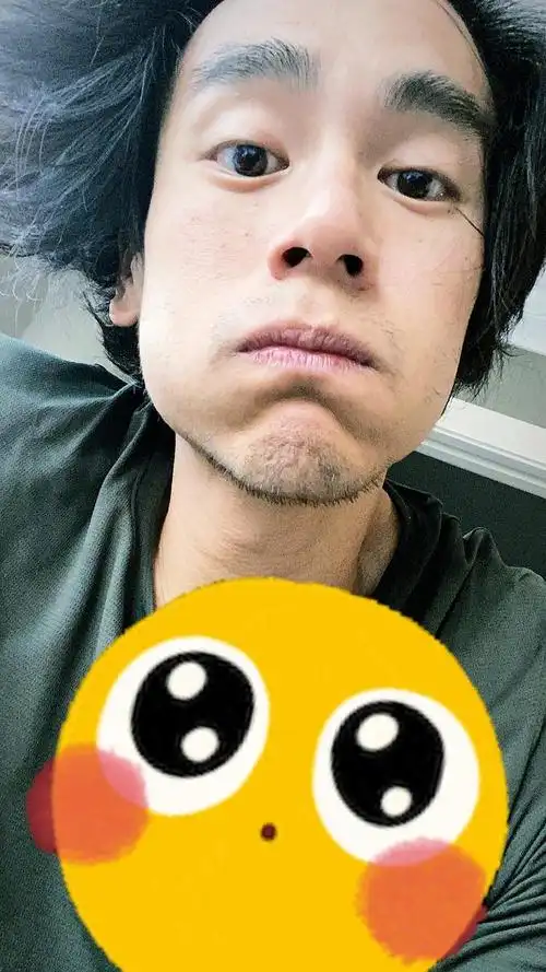 彭于晏发自拍邋遢照,如果有一天他变成这样,大家还会喜欢他吗?