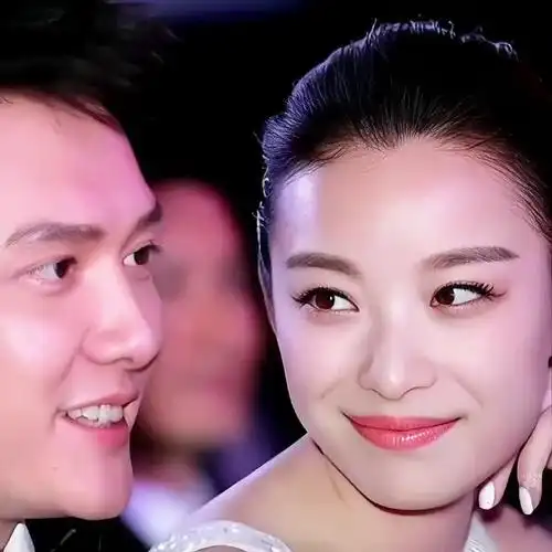 倪妮_当初满眼都是#冯绍峰_她做饭_他洗碗_他们在一起的样子好甜