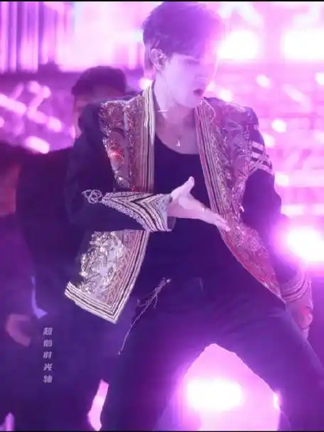 任嘉伦舞者##任嘉伦苏不自知##任嘉伦一任千面