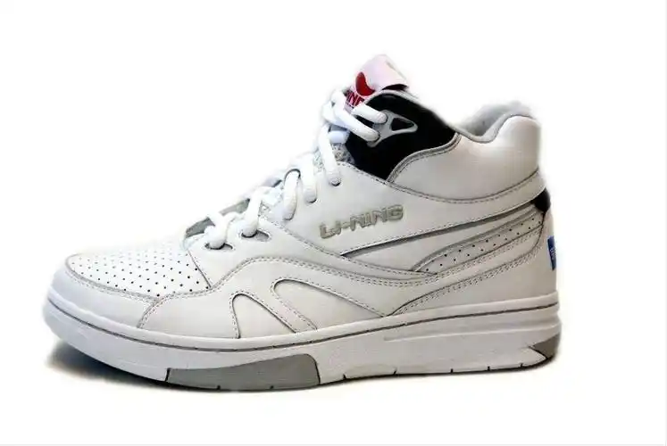 (李宁第一双篮球鞋937)