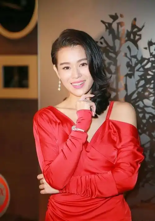 娱乐圈那些大骨架女星每位都是有颜值有身材有演技