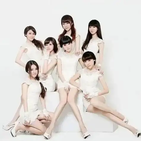 6月28日,五位才华横溢的女性——喻筱博,颜灵兰,韦欢,吴圆圆和刘木子