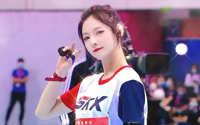 迪士尼在逃公主赵粤超新星射箭cut安利向