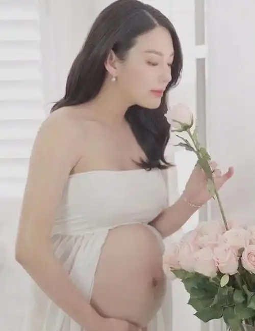 还在说张雨绮是郑爽20看她晒出的孕肚照打脸圈内多人