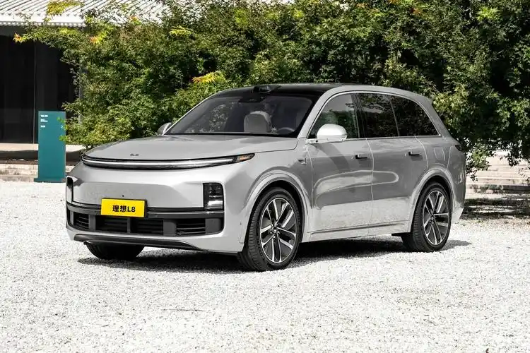 理想汽车10月交付新车40422辆,1-10月累计销量28.4647万辆