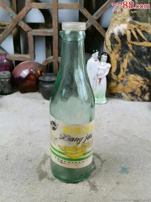 老汽水瓶香蕉汽水老饮料瓶子