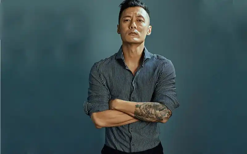 魅力型男帅哥余文乐高清桌面壁纸下载