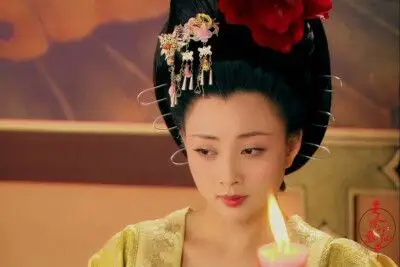 收集   点赞  评论  武则天秘史 殷桃 余少群 秦海璐 0 1 国杠157