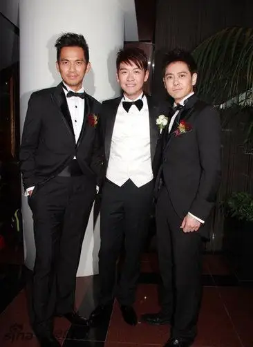 原标题:中国男性平均身高167cm 揭身高不足170cm的男星