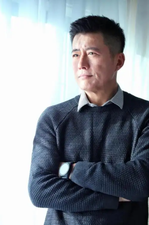 高曙光:和江珊闪婚,二婚娶小16岁富婆52岁得子,对女儿有亏欠