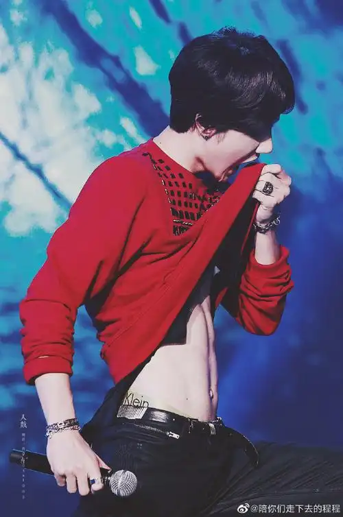 王一博这就是街舞3##王一博##加油好身材