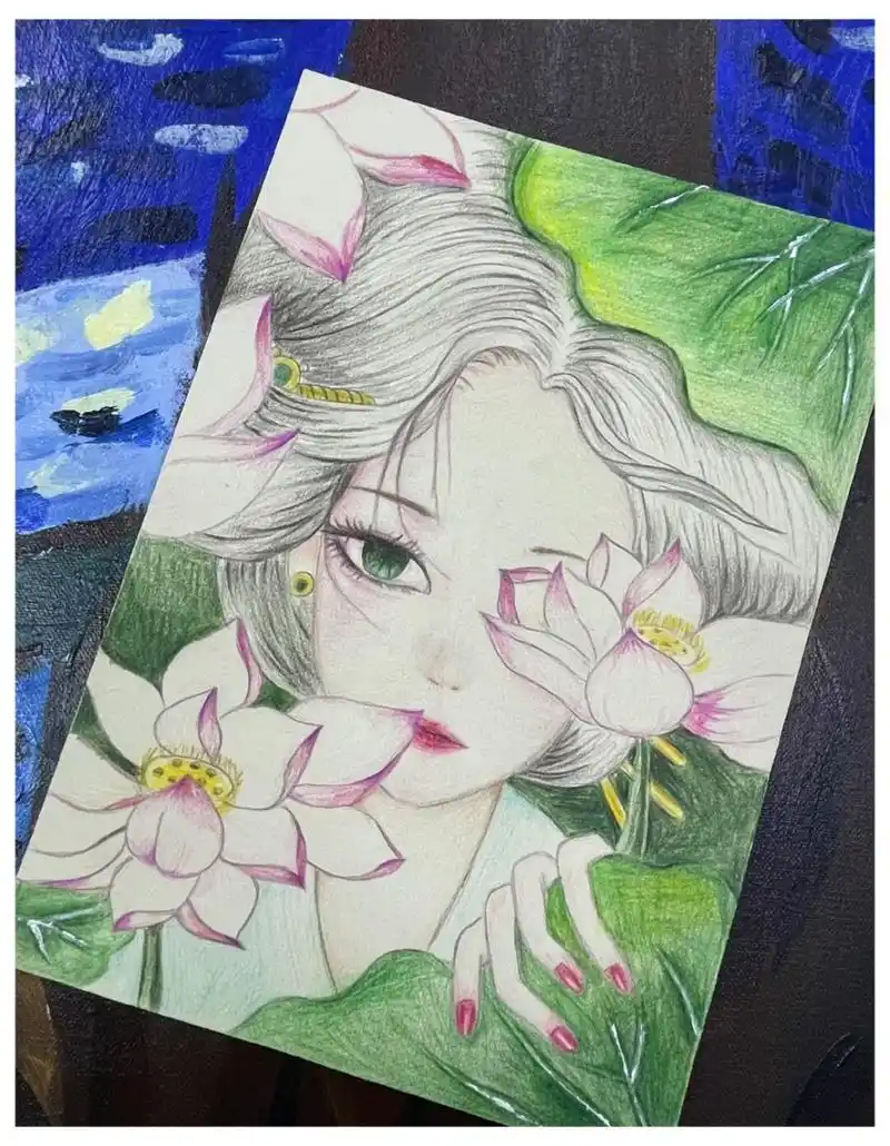学生作品|五年级|彩铅 学生临摹的彩铅画,一个很安静,认真,优秀的女孩