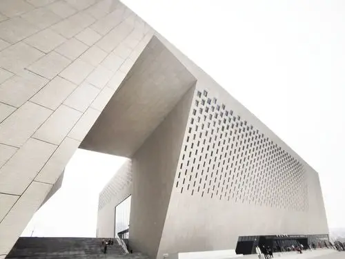 新地标志性建筑物郑州市美术馆新馆外立面外面结构黑白设计艺术