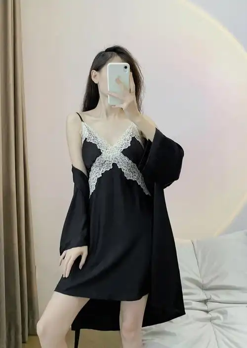 性感冰雪丝睡衣女夏纯欲吊带蕾丝睡裙纯白浴袍家居服两件套带胸垫