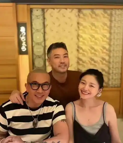 具俊晔为爱发声力挺妻子,会陪伴在她身边,减重13公斤更加帅气|大s