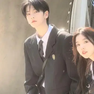 青春校园学生情侣头像图片