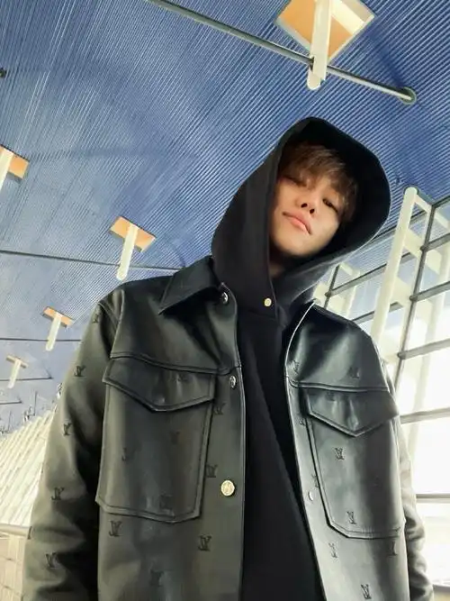 龚俊,林允,尹正等    海归嘉宾:王嘉尔,徐明浩,程潇,宋雨琦,王霏霏