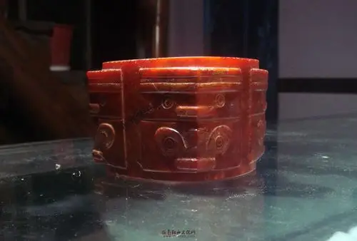 红红的良渚玉琮 - 中华古玉器 论坛 - 任南红山文化官网 - powered by