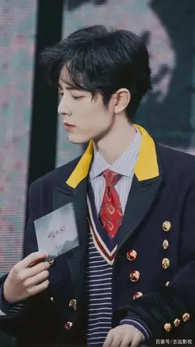 神仙颜值,肖战侧颜也太好看了吧!